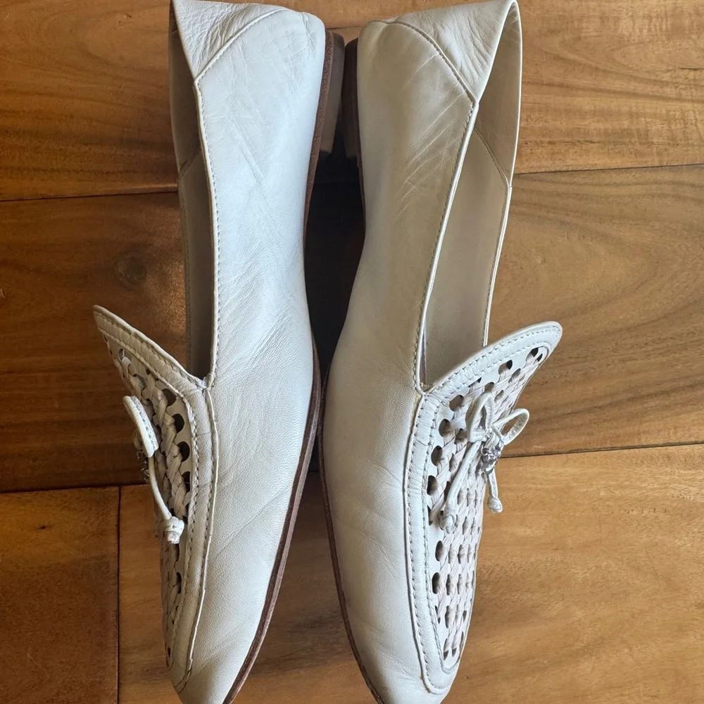 Tory Burch Cream Perforated Leather Loafers with Bow - Picture 5 of 7